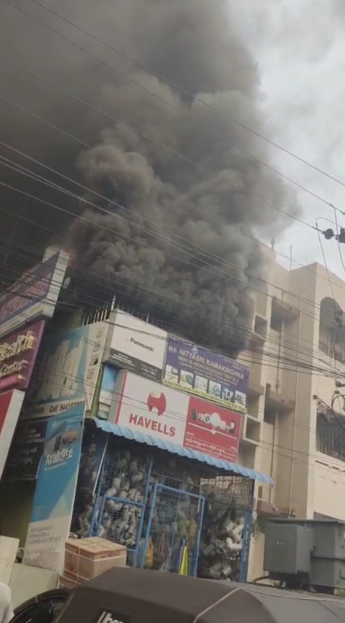 Major fire at petrol station