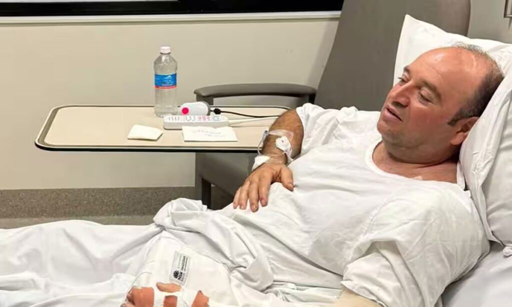 2.5 million dollars for the 'real hero' Ahmed