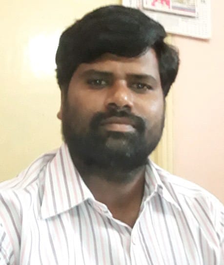 Savitribai Phule should strive to achieve her dreams