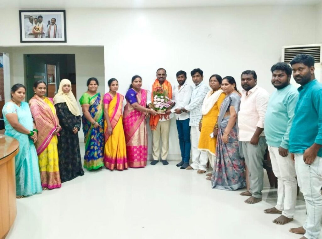 New Year greetings to Narsa Reddy Bhupathi Reddy