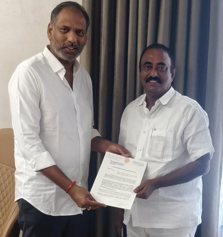 MLA Kavya Krishna Reddy brings electricity issues