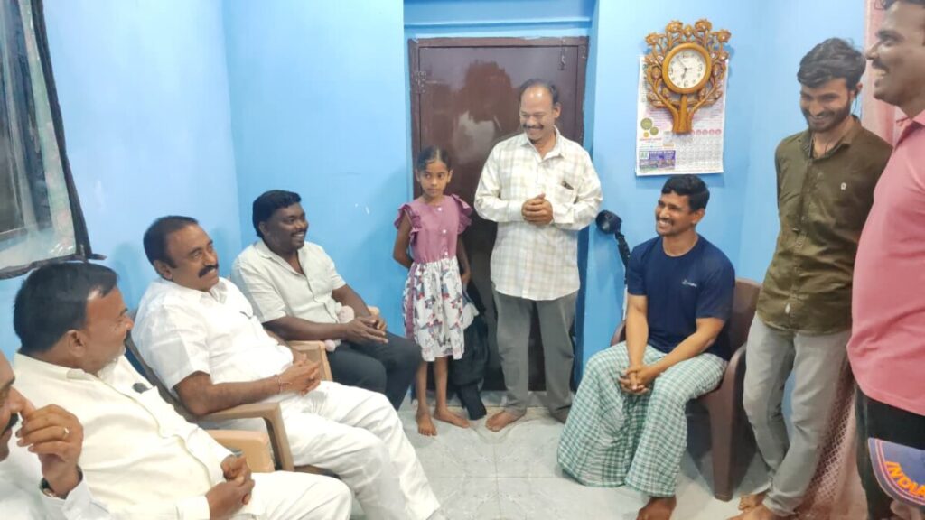 Kavali MLA Kavya Krishna Reddy visits Syed Subhani Bhasha