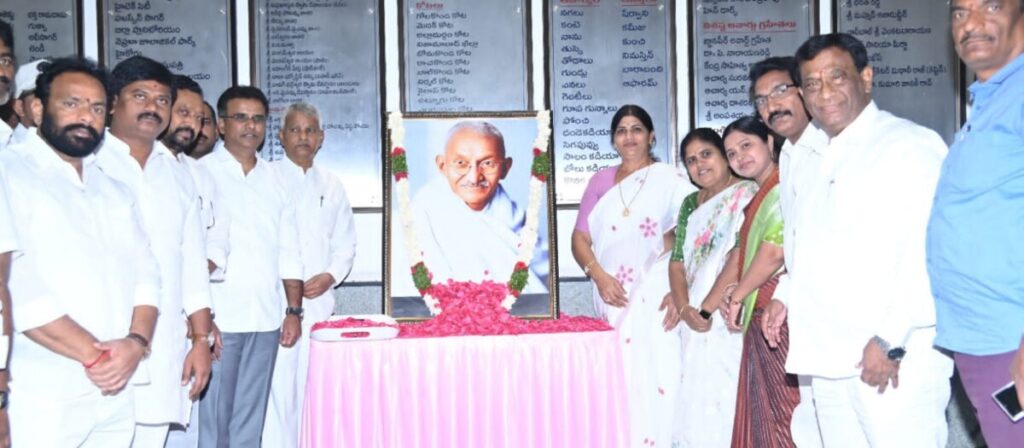 KCR is a state achiever who achieved Telangana state 