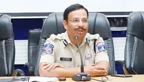 Hyderabad CP Sajjanar tweets