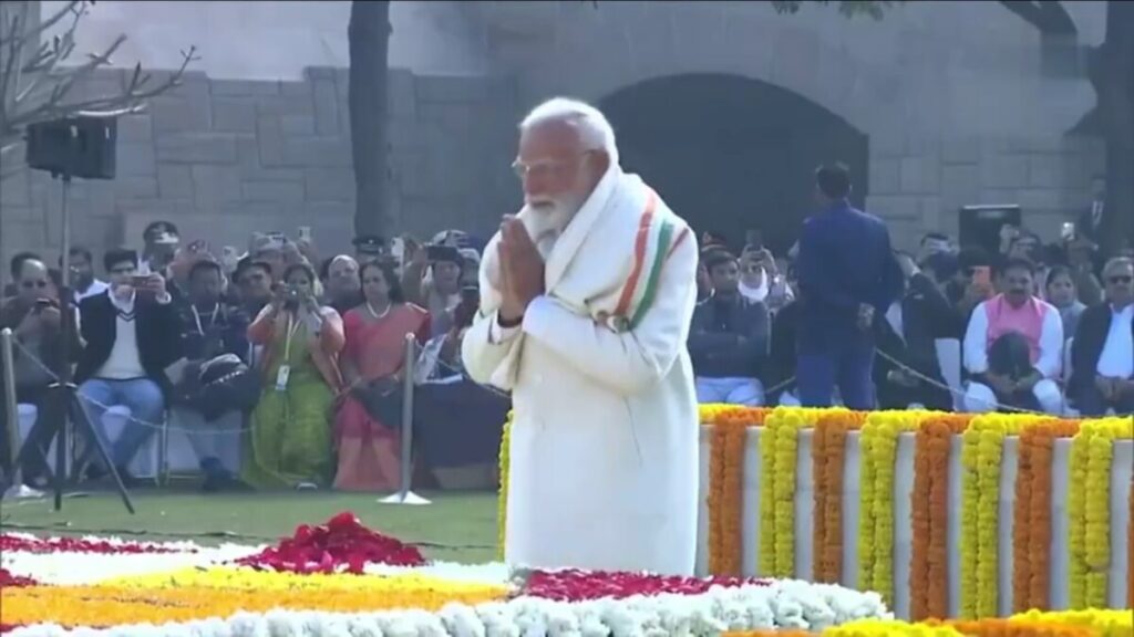 PM pays tribute to Gandhi at Raj Ghat