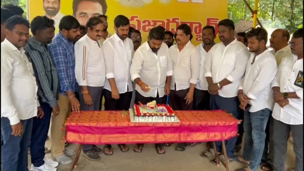 Datla Chakravardhan Reddy's birthday celebrated 