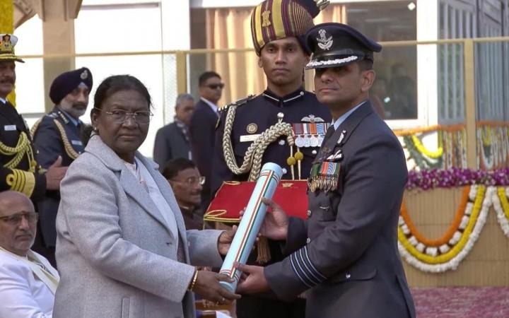 President awards Ashoka Chakra to Subhanshu Shukla