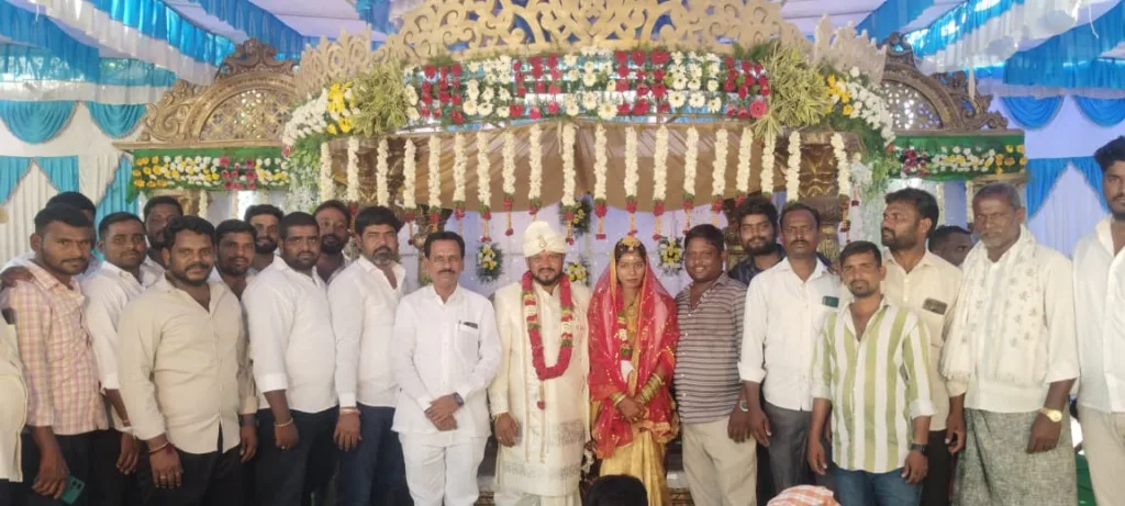 Ravindra Kumar blesses newlyweds