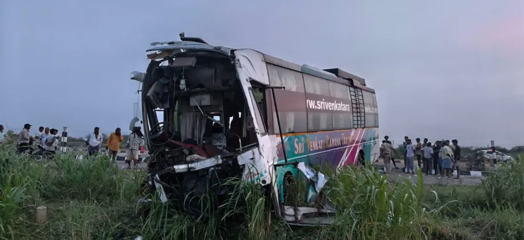 Road accident on the Yarnagudem 