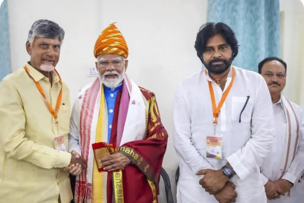 CM and Pawan visit Delhi