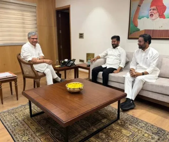 CM Revanth Discussions with Minister 