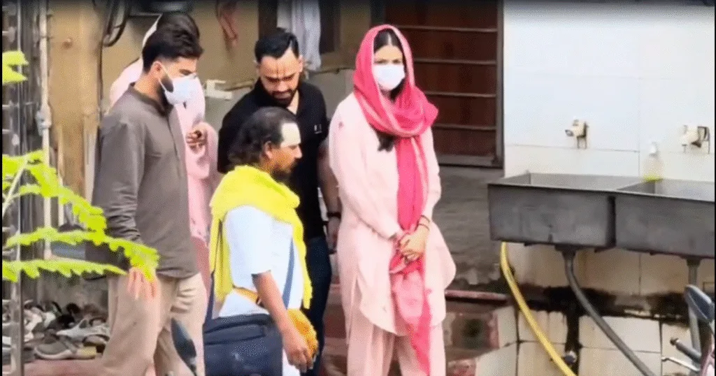 'Virushka' on spiritual journey 