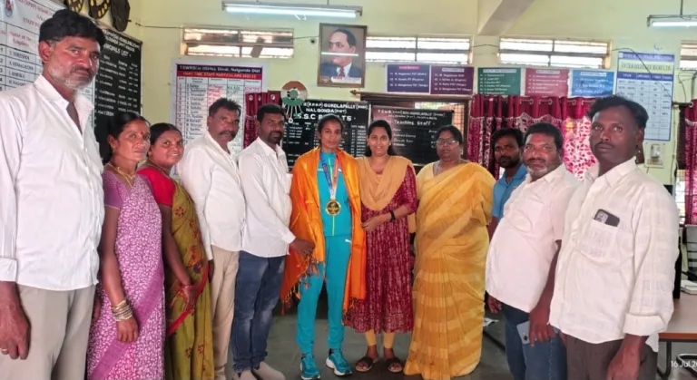 Grand Felicitation Pravalika : స్వర్ణ విజేత ప్రవళిక కు ఘన సన్మానం. WhatsApp Image 2026-07-17 at 09.04.33