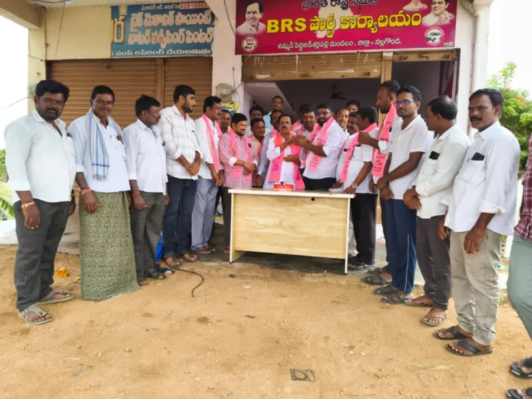 Jagadishwar Reddy Birthday Celebrations : ఘనంగా మాజీ మంత్రి జగదీశ్వర్ రెడ్డి జన్మదిన వేడుకలు WhatsApp Image 2026-07-18 at 13.07.46