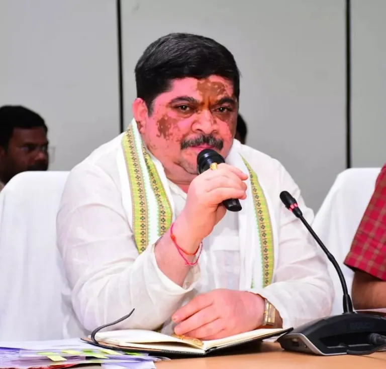 Minister Ponnam : ఆర్టీసీ ఉద్యోగులకు ఇందిరమ్మ ఇళ్లు WhatsApp Image 2026-07-21 at 10.48.58