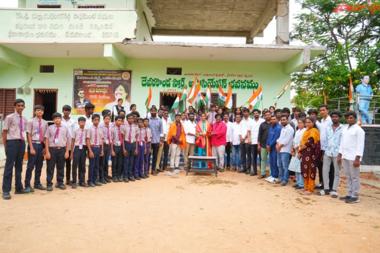Felicitation for Pravalika : స్వర్ణవిజేత ప్రవళిక కు సన్మానం. WhatsApp Image 2026-07-27 at 15.08.58