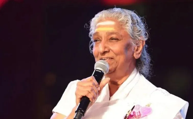 S. Janaki Passes Away : సింగర్ ఎస్. జానకి కన్నుమూత image (10)