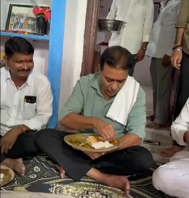 KTR dines