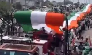 Display-of-a-5-kilometer-long-national-flag-in-Haryana