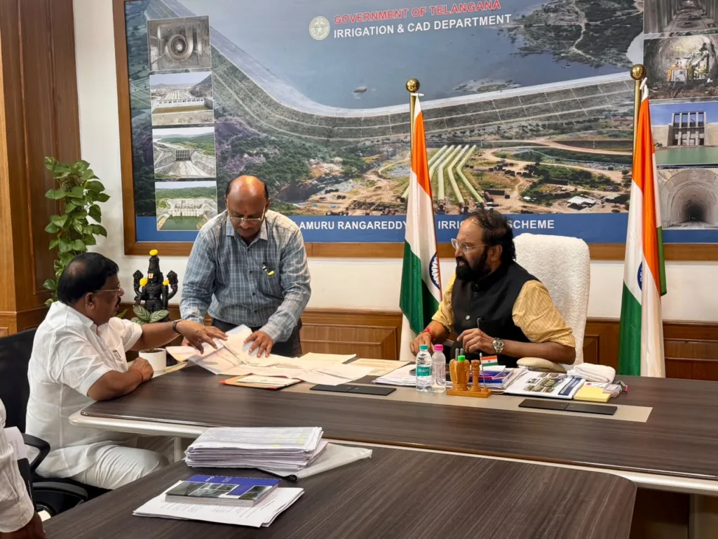 Irrigation Projects : ఇరిగేషన్ ప్రాజెక్టుల పనులు వేగవంతం చేయాలి Irrigation projects
