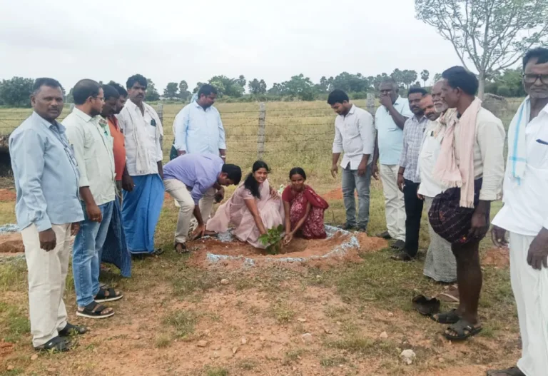 Shekhar Reddy : ప్రతి ఒక్కరూ మొక్కలు నాటి సంరక్షించాలి WhatsApp Image 2026-08-25 at 14.25.41