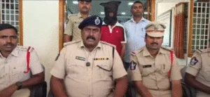 Brutal Murder Girlfriend : ప్రియురాలి దారుణ హత్య.. కత్తితో పొడిచి, పెట్రోల్ పోసి నిప్పంటించిన ప్రియుడు image (57)