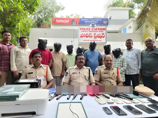 Fake Currency Racket : ఇన్స్టా రీల్ చూసి నకిలీ నోట్ల దందా image (59)