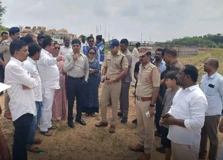 Collector Visits Konda Bhimanapalli Tank