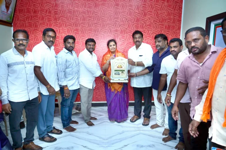 Nursery Farmers Issues : నర్సరీ రైతుల సమస్యలు పరిష్కరించాలి… WhatsApp Image 2026-09-21 at 20.37.41