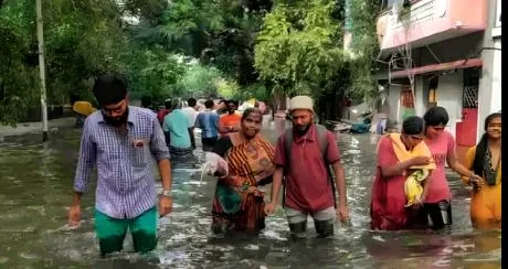 Flood Relief : వరద సాయం , ఒక్కో కుటుంబానికి రూపాయలు 3 వేలు. Flood Relief