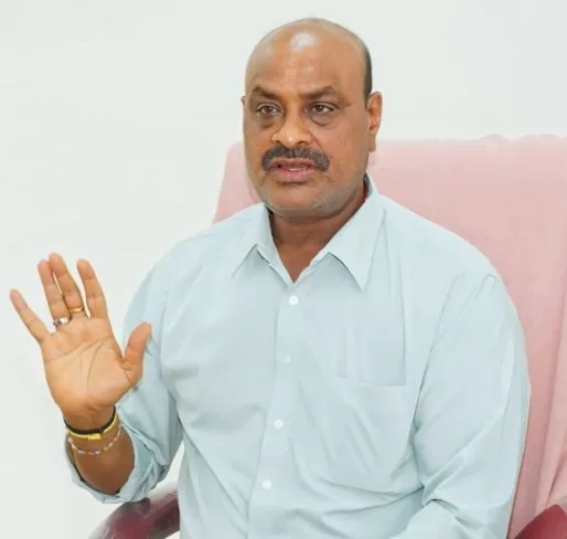 Minister Atchannaidu : వైసీపీ హయాంలో బకాయిలు ఎందుకు పెట్టారు? WhatsApp Image 2026-10-01 at 17.20.53